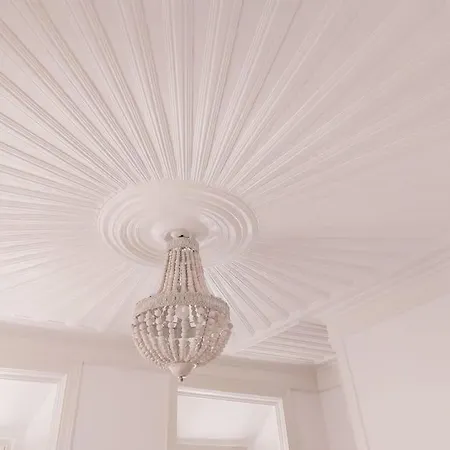 The Bird House * Nazaré