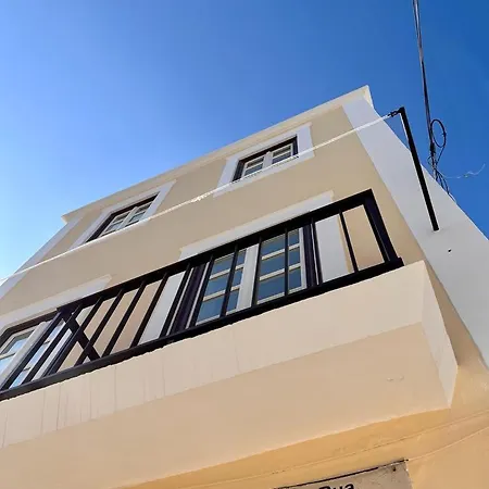 The Bird House Nazaré