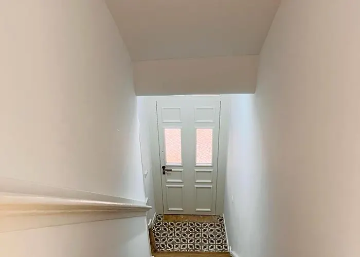 The Bird House * Nazaré