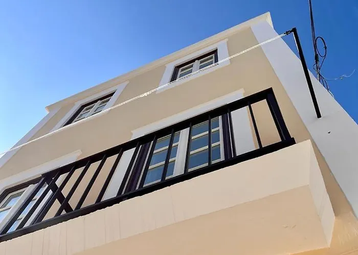 The Bird House Nazaré