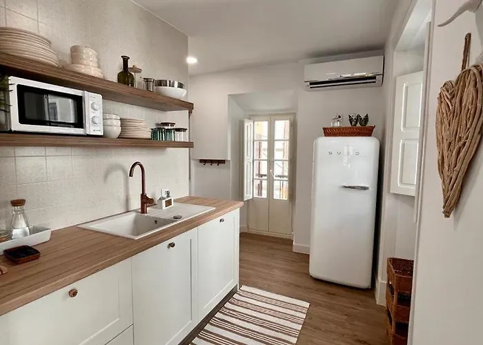 Apartament The Bird House *