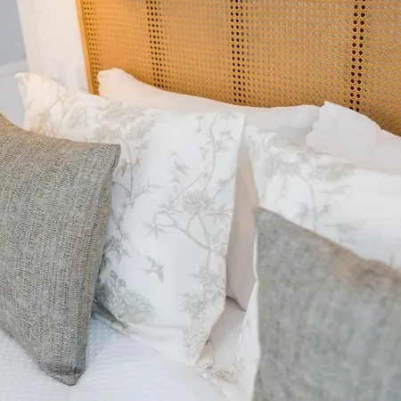 The Bird House Nazaré