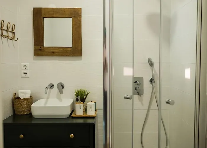 The Bird House Nazaré