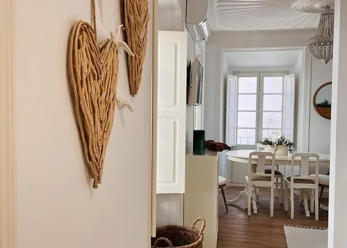 The Bird House Nazaré